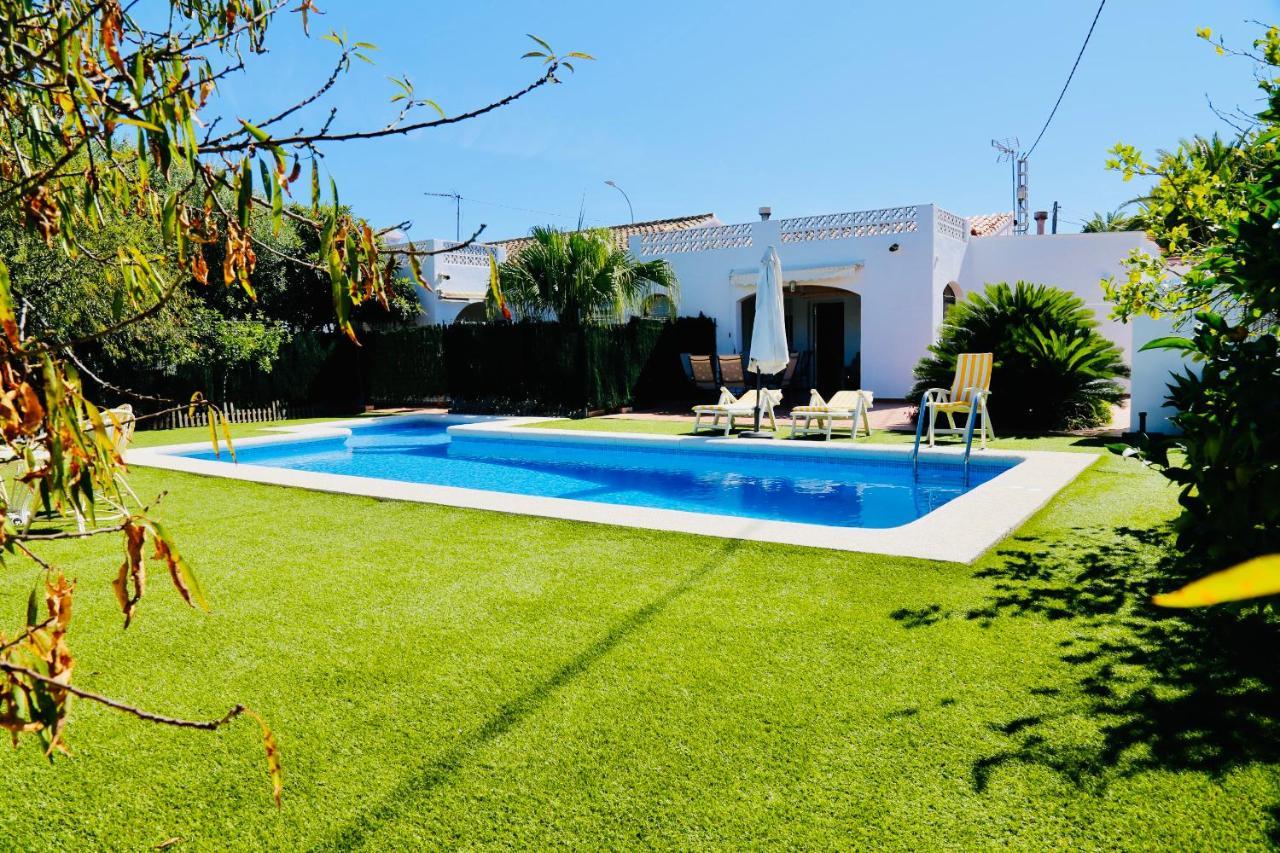 Chalet La Marina Denia Bagian luar foto