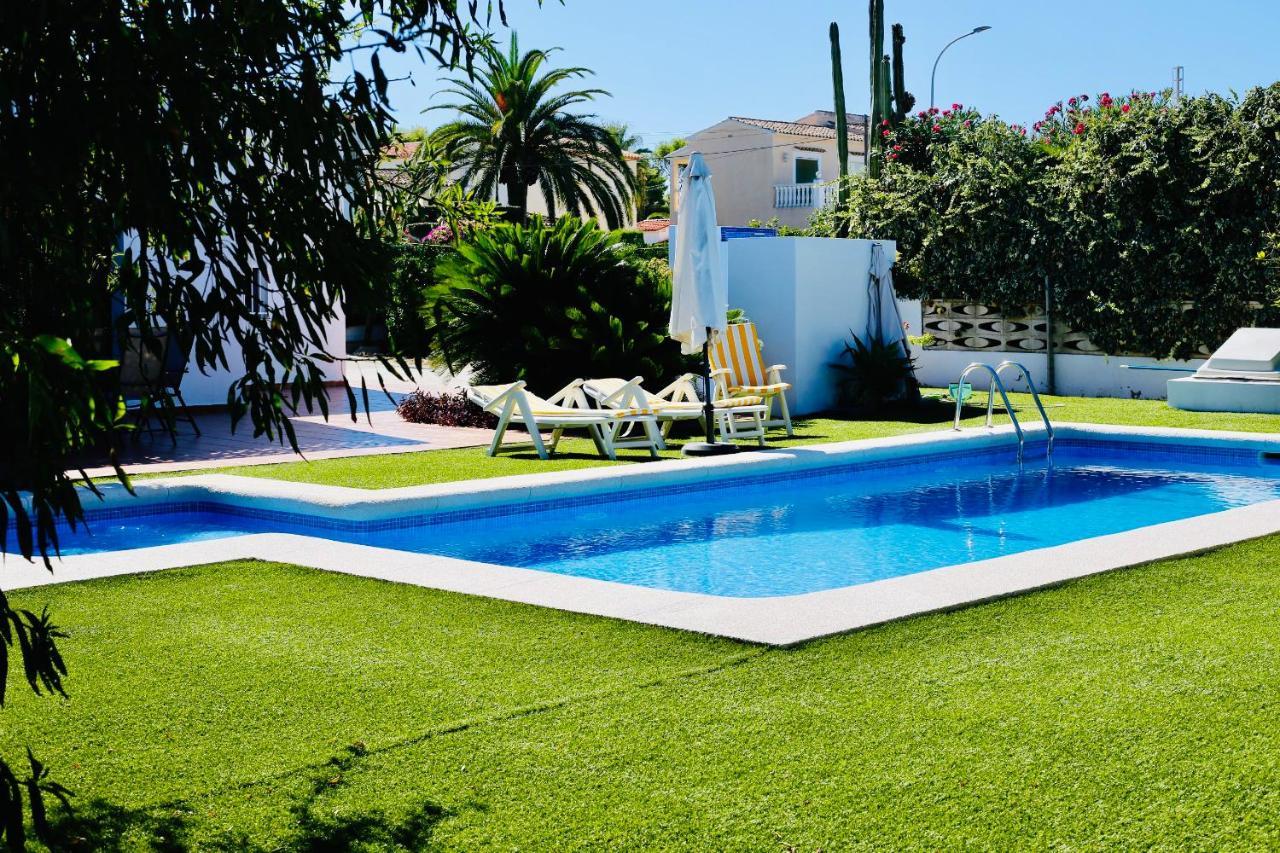 Chalet La Marina Denia Bagian luar foto
